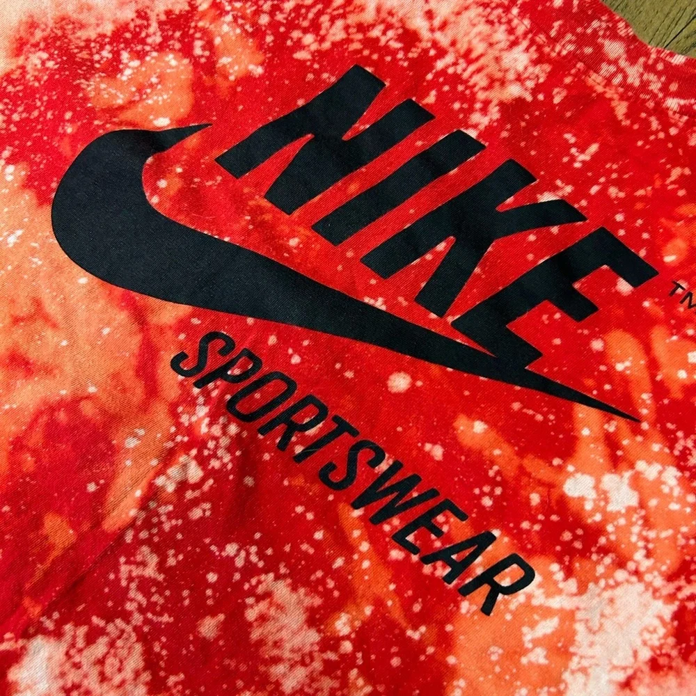 Nike tee fabulous